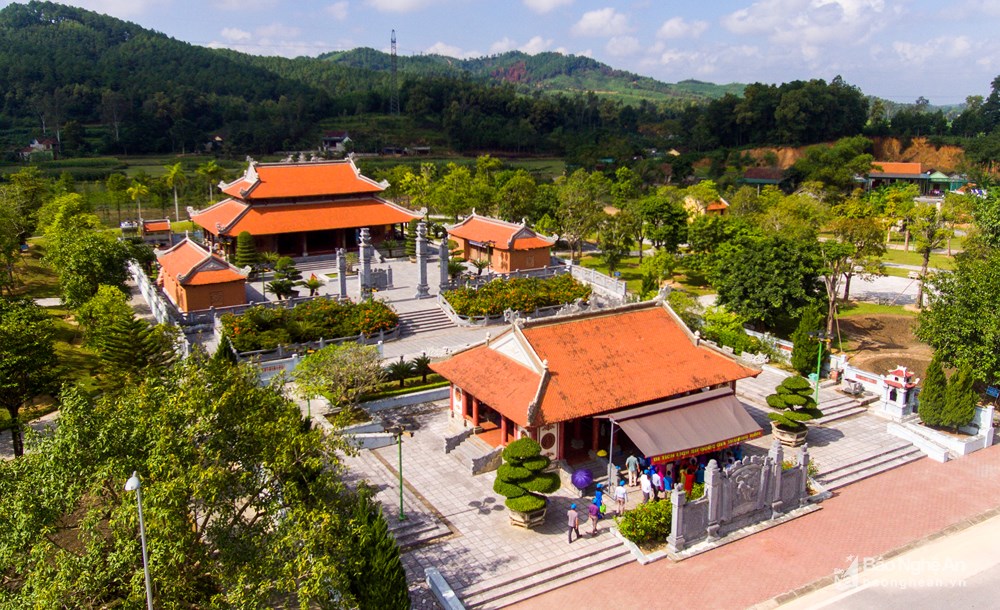 thang-10-o-truong-bon